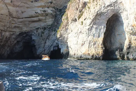 Trip to Blue Grotto by boat