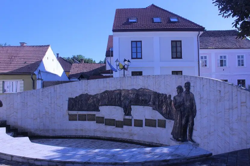 monumentul holocaustului