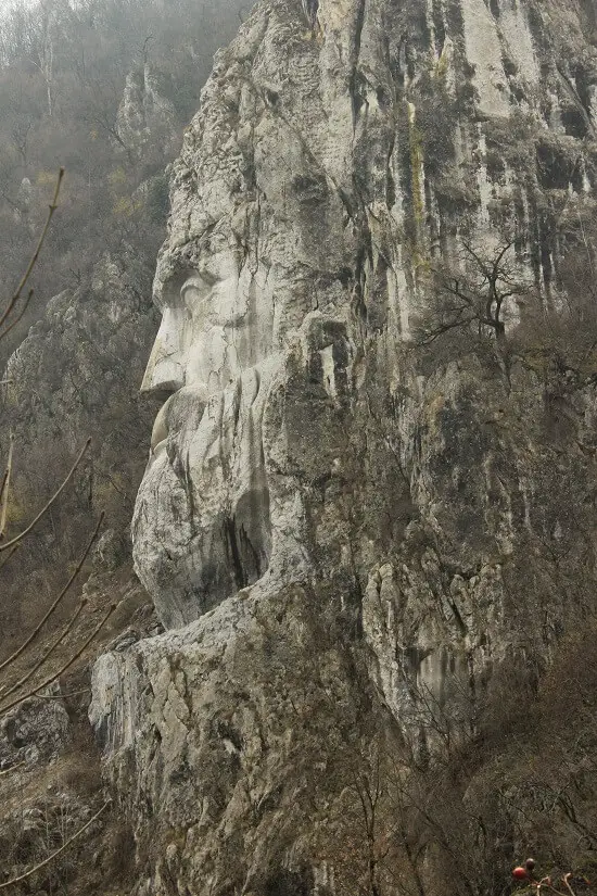 Decebalus Head Statue in Mraconia Bay, Danube Boilers