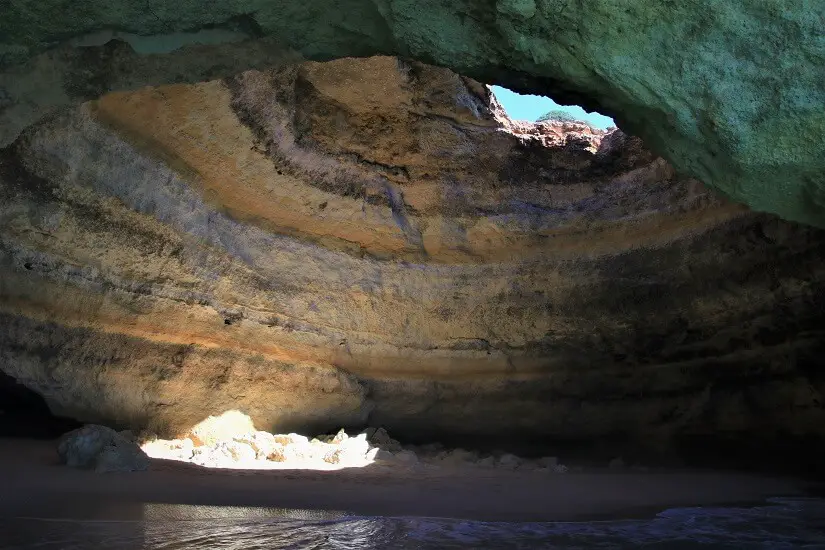 Benagil Cave, Algarve, Circuit Portugalia - itinerariu 15 zile