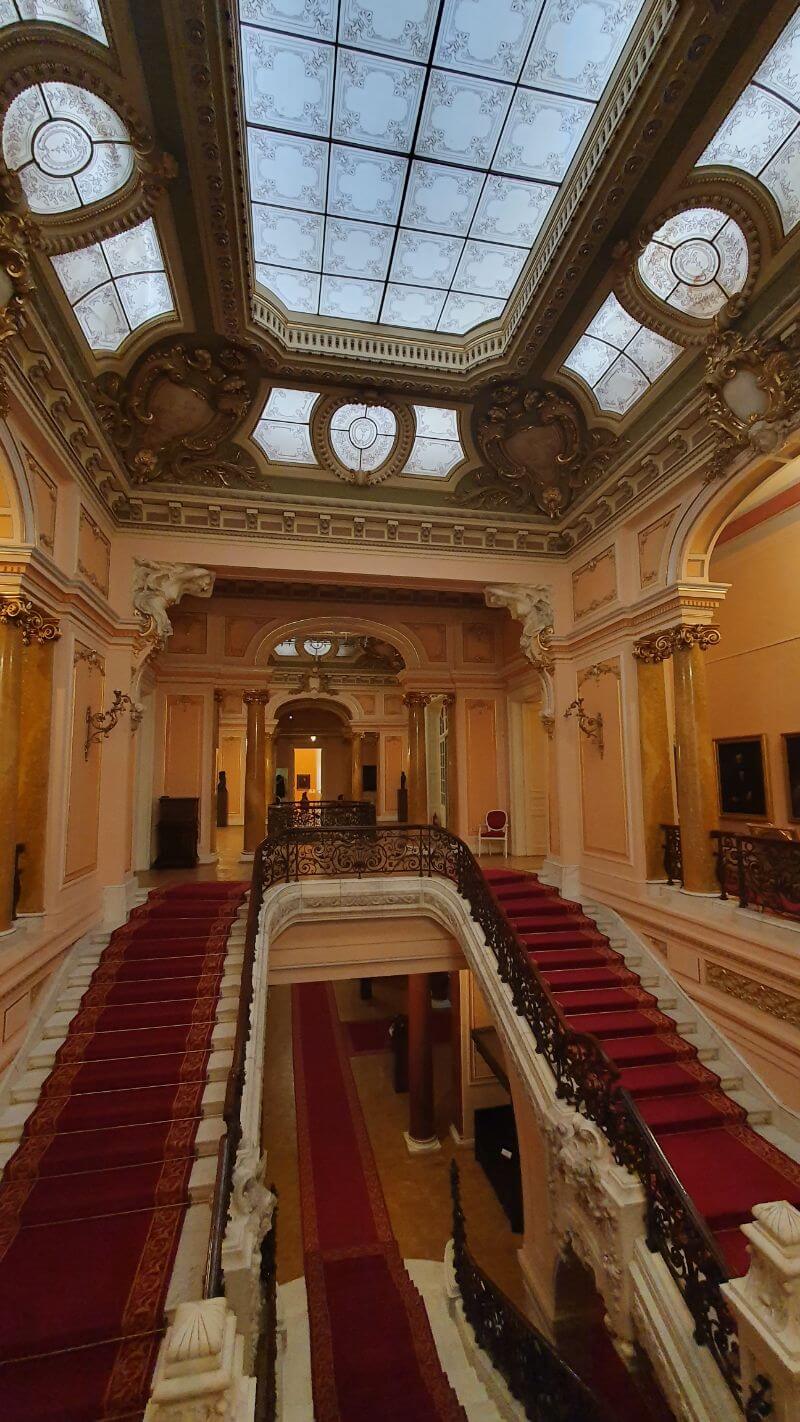 Palatul Jean Mihail - cele mai importante obiective turistice si locuri de vizitat din Craiova