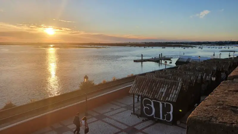 Watch the sunset - best things to do and see in Faro, Portugal