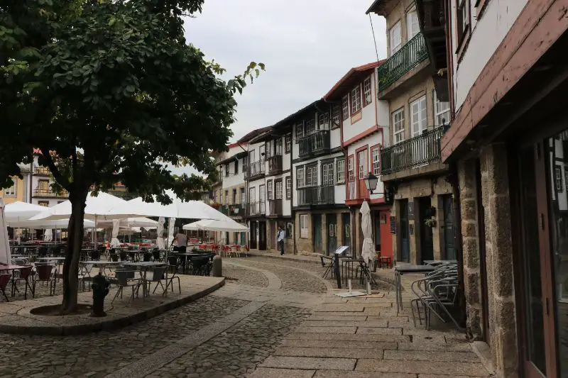Largo de Sao Tiago - Best things to do and see in Guimaraes