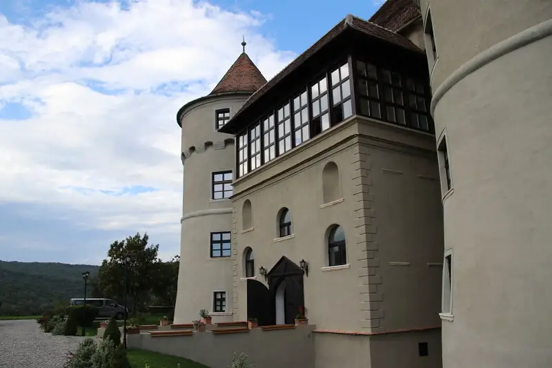 Castelul Bethlen-Haller din Cetatea de Balta Hotel
