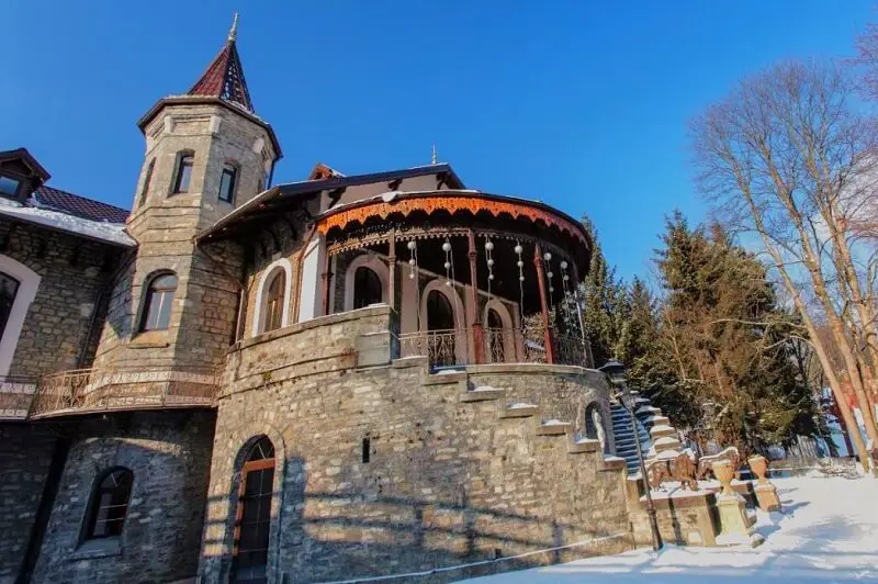 Castelul Stirbey - castele din Romania care ofera cazare